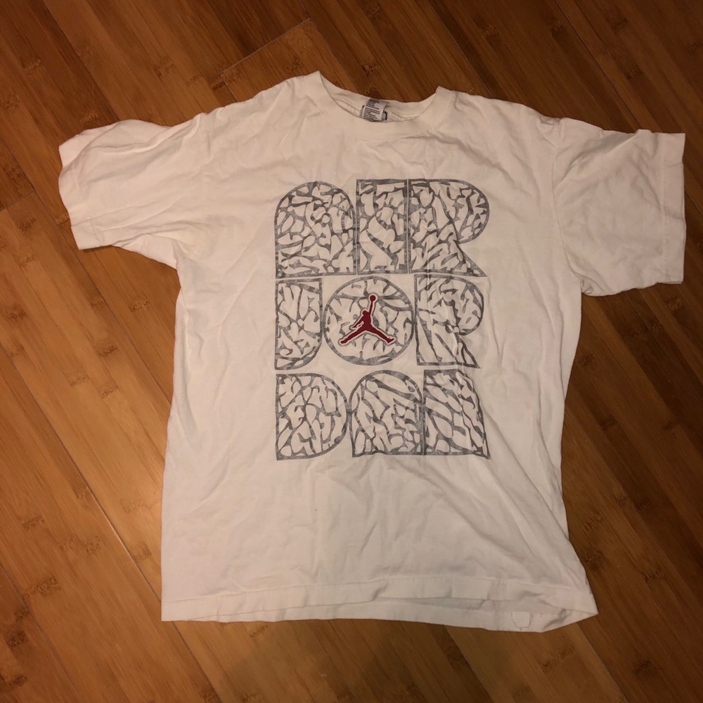 White AirJordan T Shirt Retro - Youth XL
